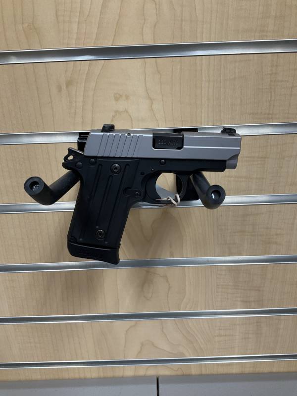 Sig 938 two tone w/ loaded chamber indicator